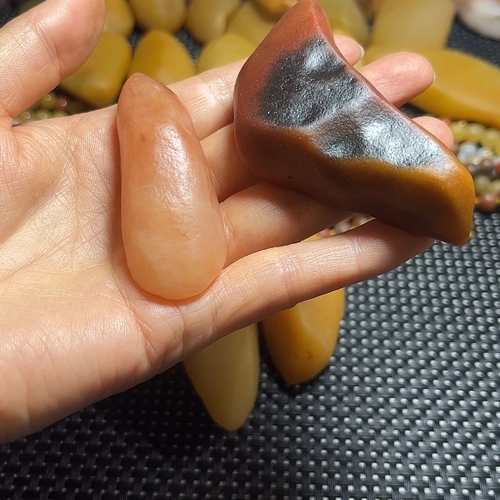 合金石英质玉（天山翠）珠宝奇石