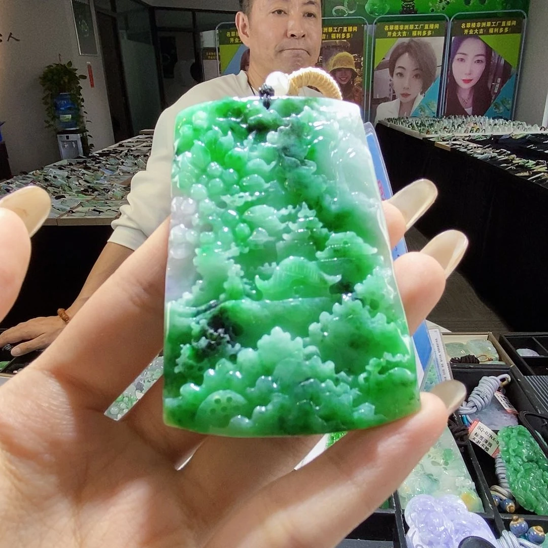 颈饰未镶嵌翡翠翡翠