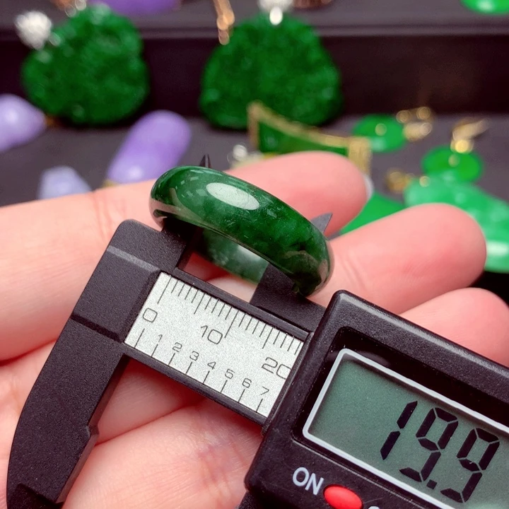 毛衣链未镶嵌翡翠