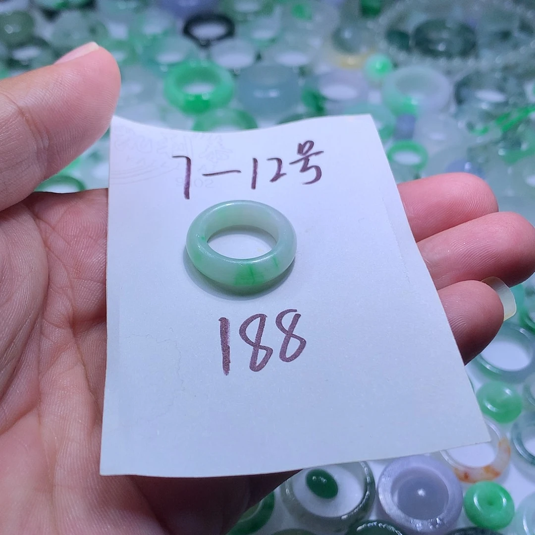 未镶嵌定制翡翠翡翠