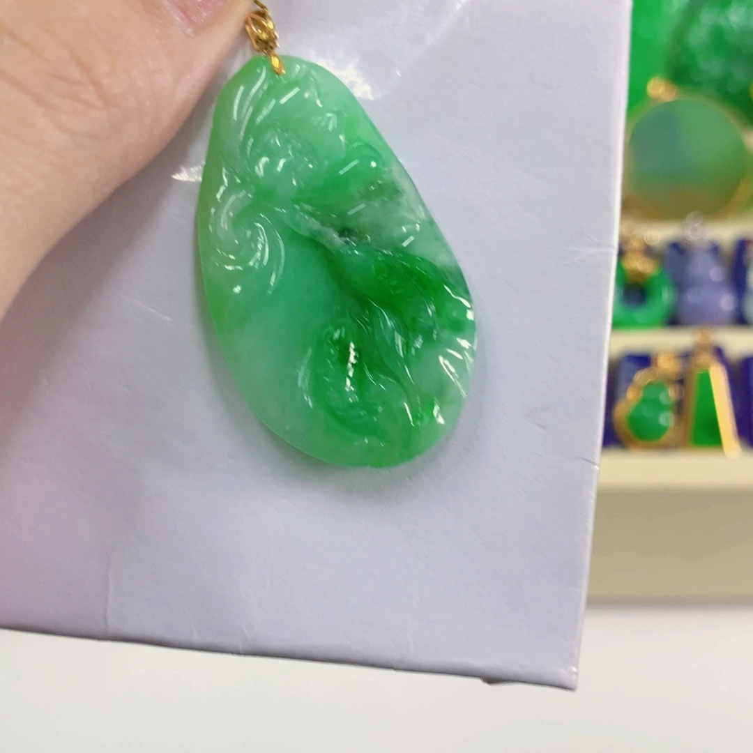 吊坠(不含链)18K金镶嵌翡翠