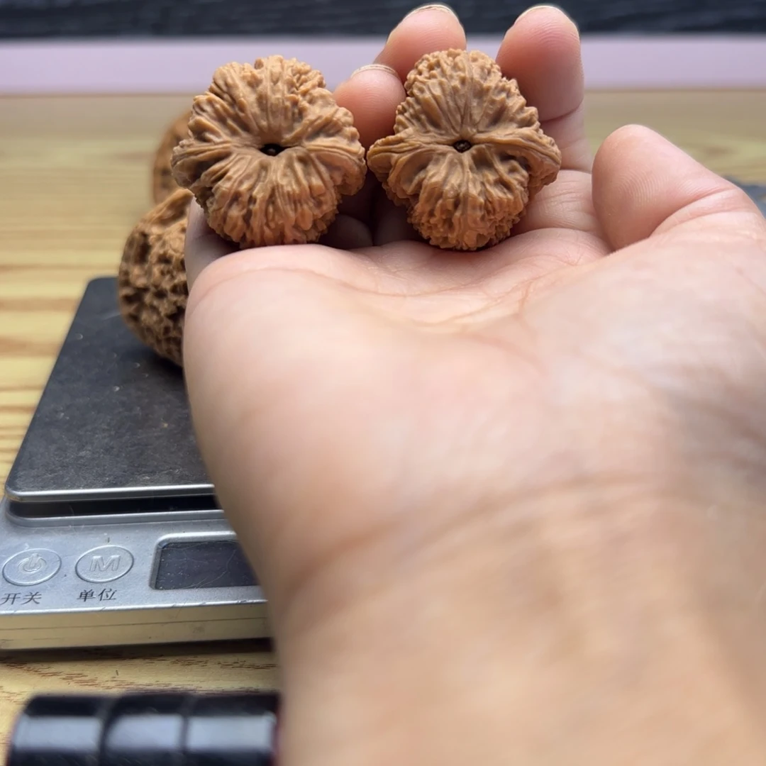 凯***7桃核吊坠核桃核桃