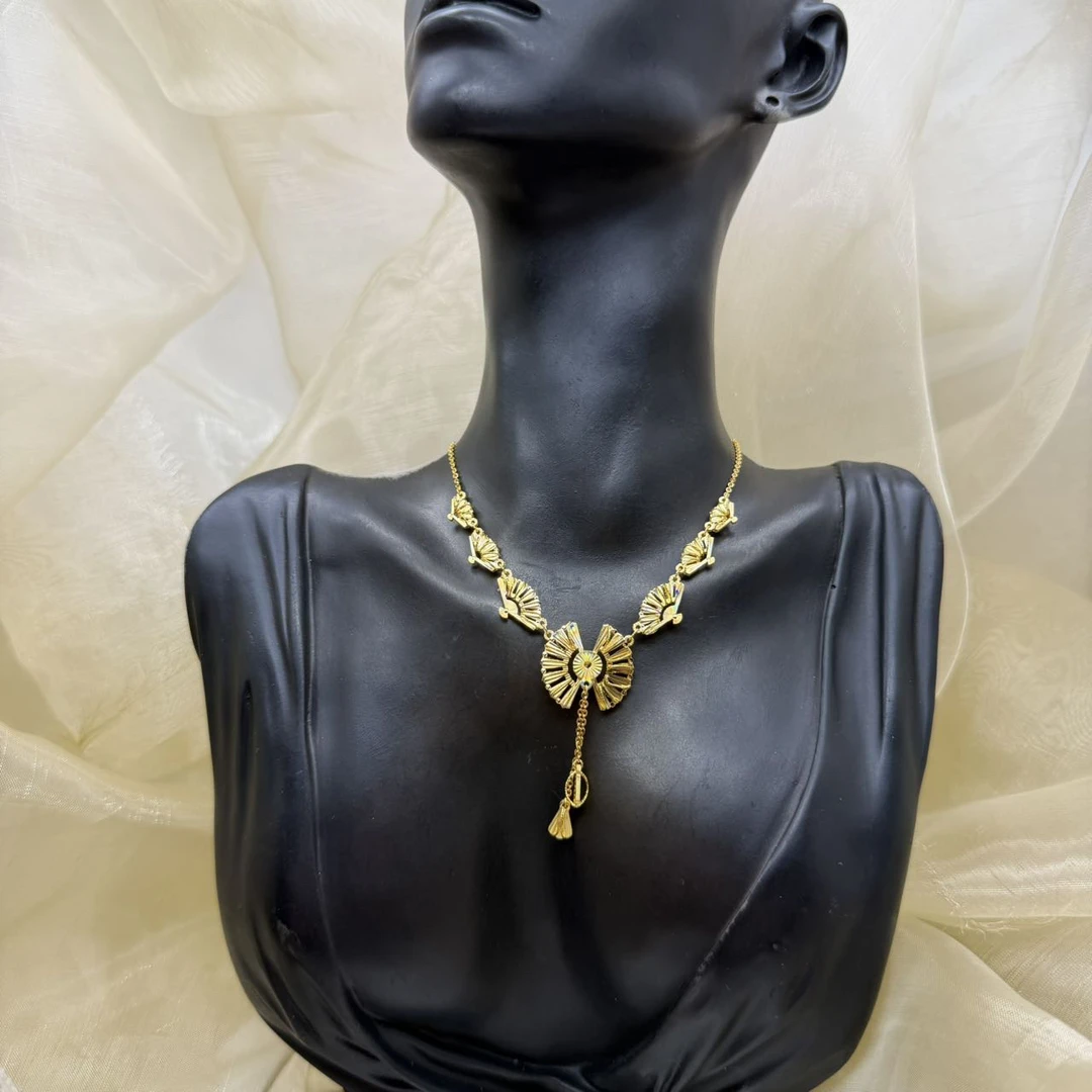 C播 15.94g 足金999 项链d