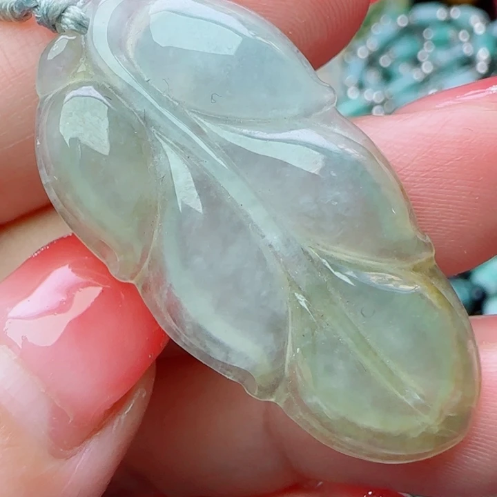 翡翠未镶嵌颈饰天然A货46