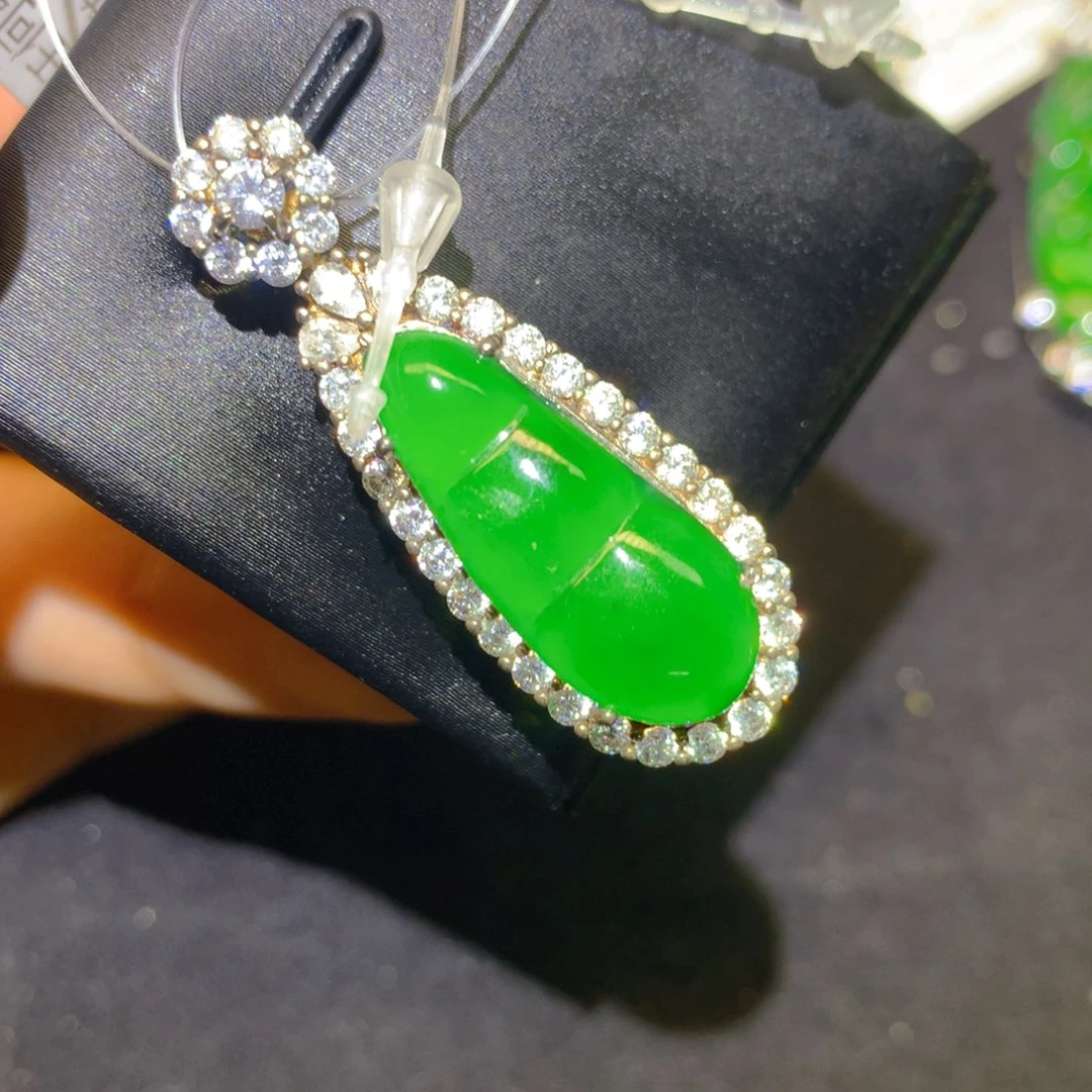 翡翠银S925镶嵌颈饰