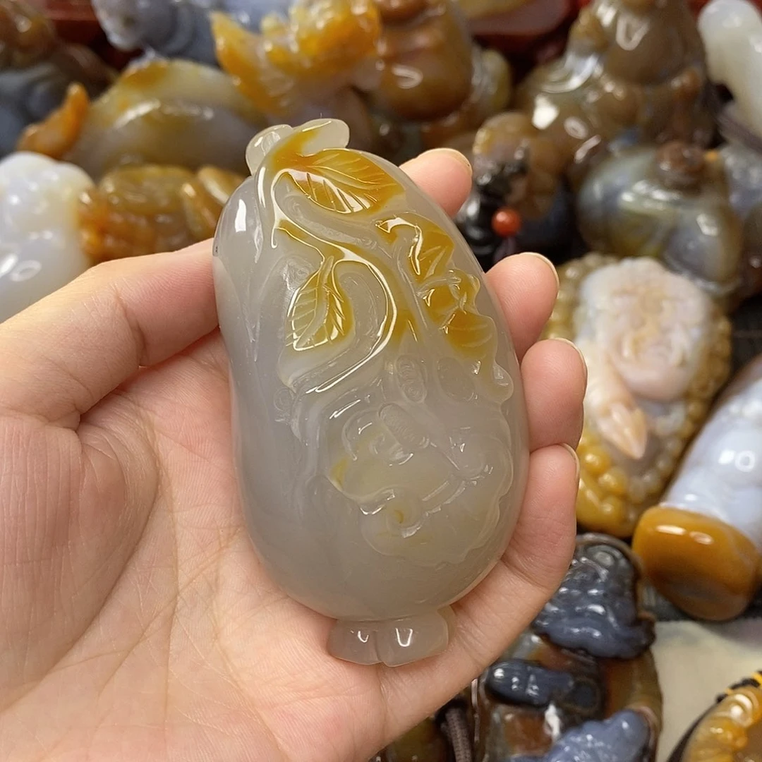 玛瑙/玉髓手把件未镶嵌奥*曼