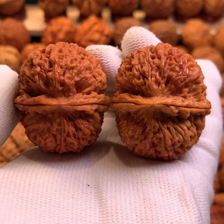 文玩核桃吊坠30哦哦哦