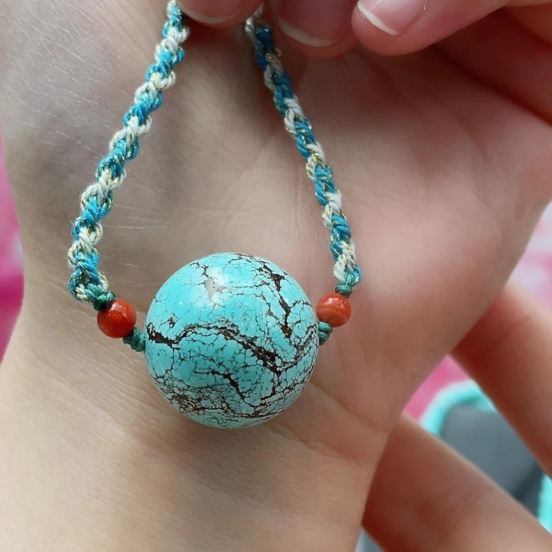 绿松石颈饰未镶嵌