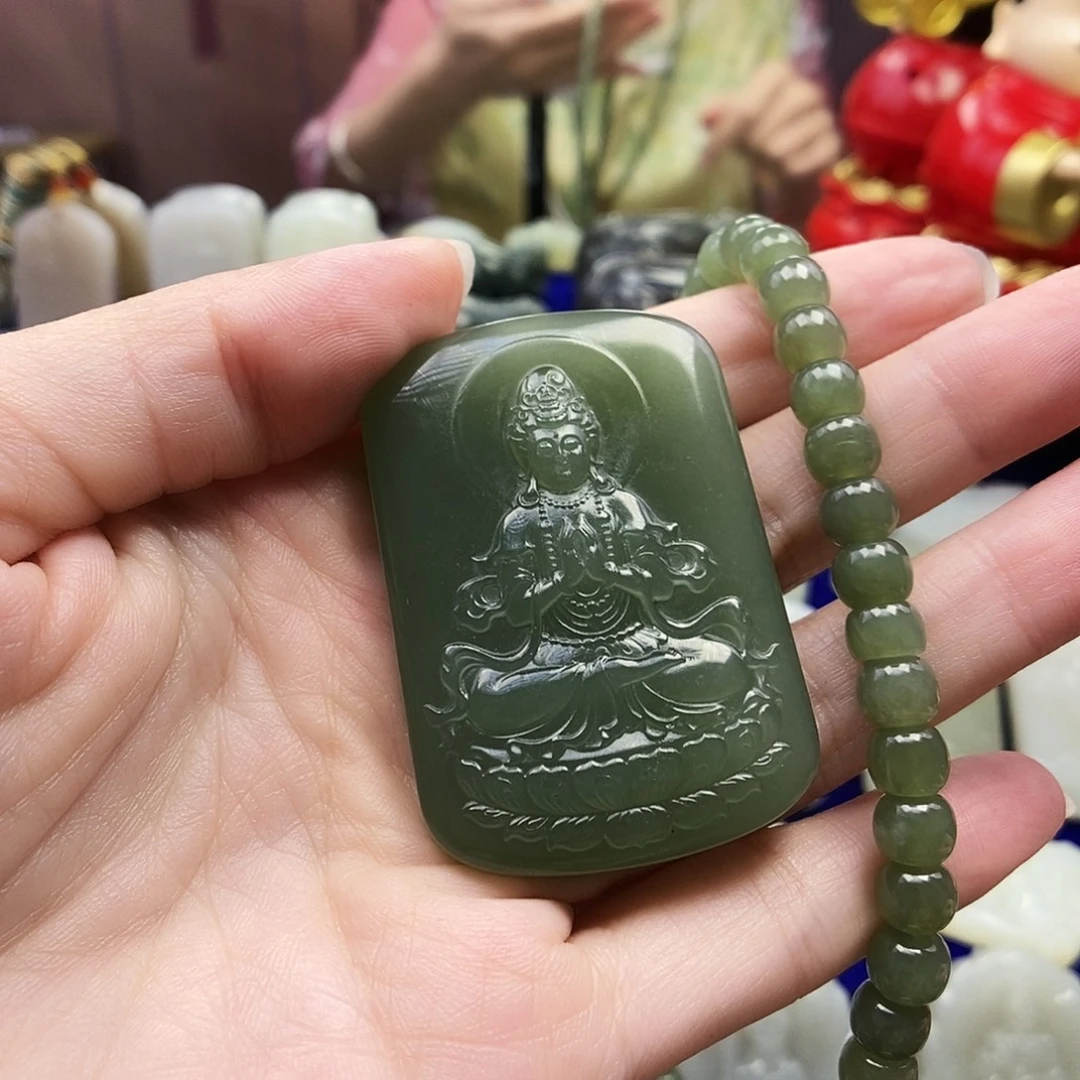 我***静和田玉未镶嵌颈饰