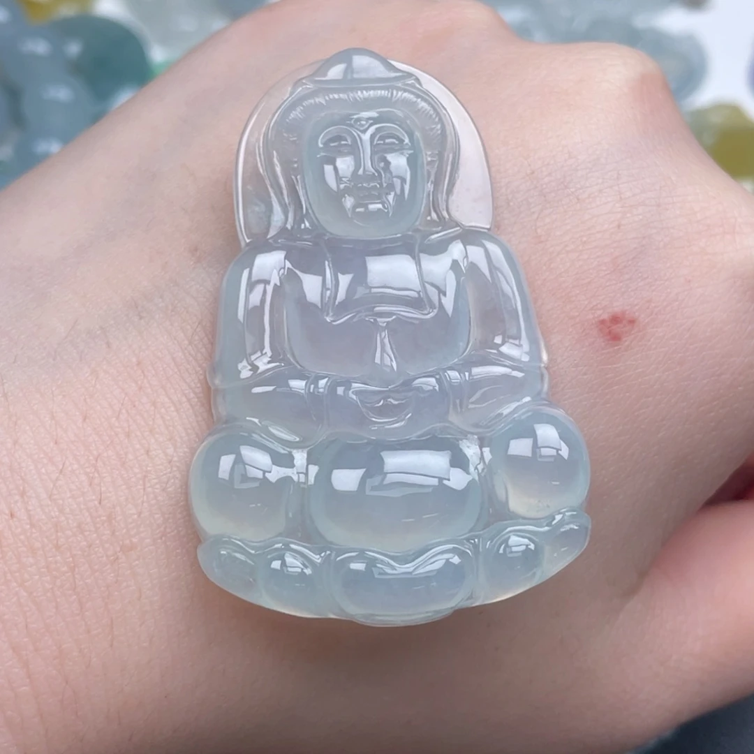 翡翠未镶嵌颈饰观音