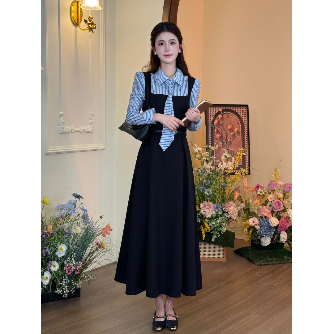 【英区腔调】LiLi英伦假两件学院风黑拼蓝衬衫连衣裙XMZH8580