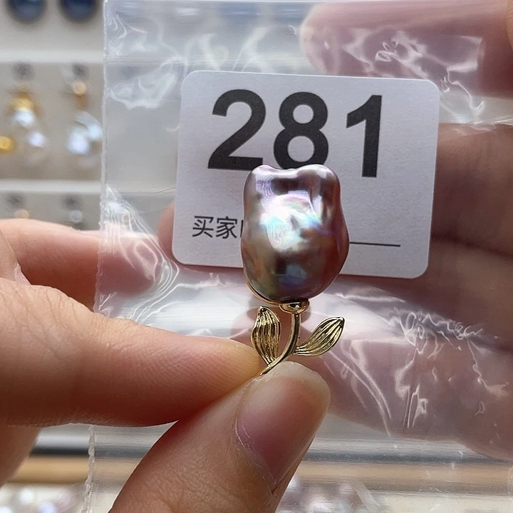 未镶嵌天然珍珠。  漏 漏 漏淡水珍珠