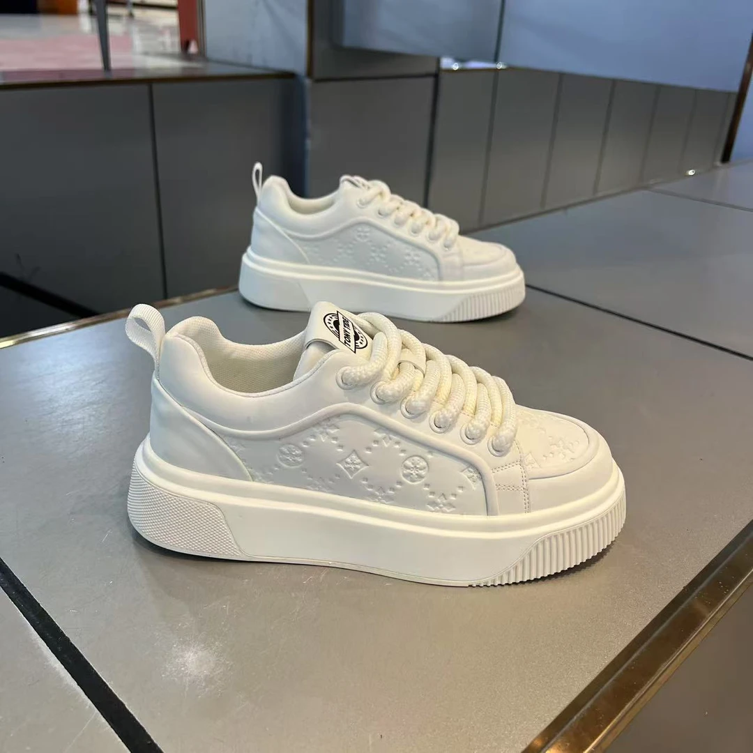 2025秋季潮男个性时尚新款复古潮流厚底增高百搭休闲男鞋（皮鞋码）