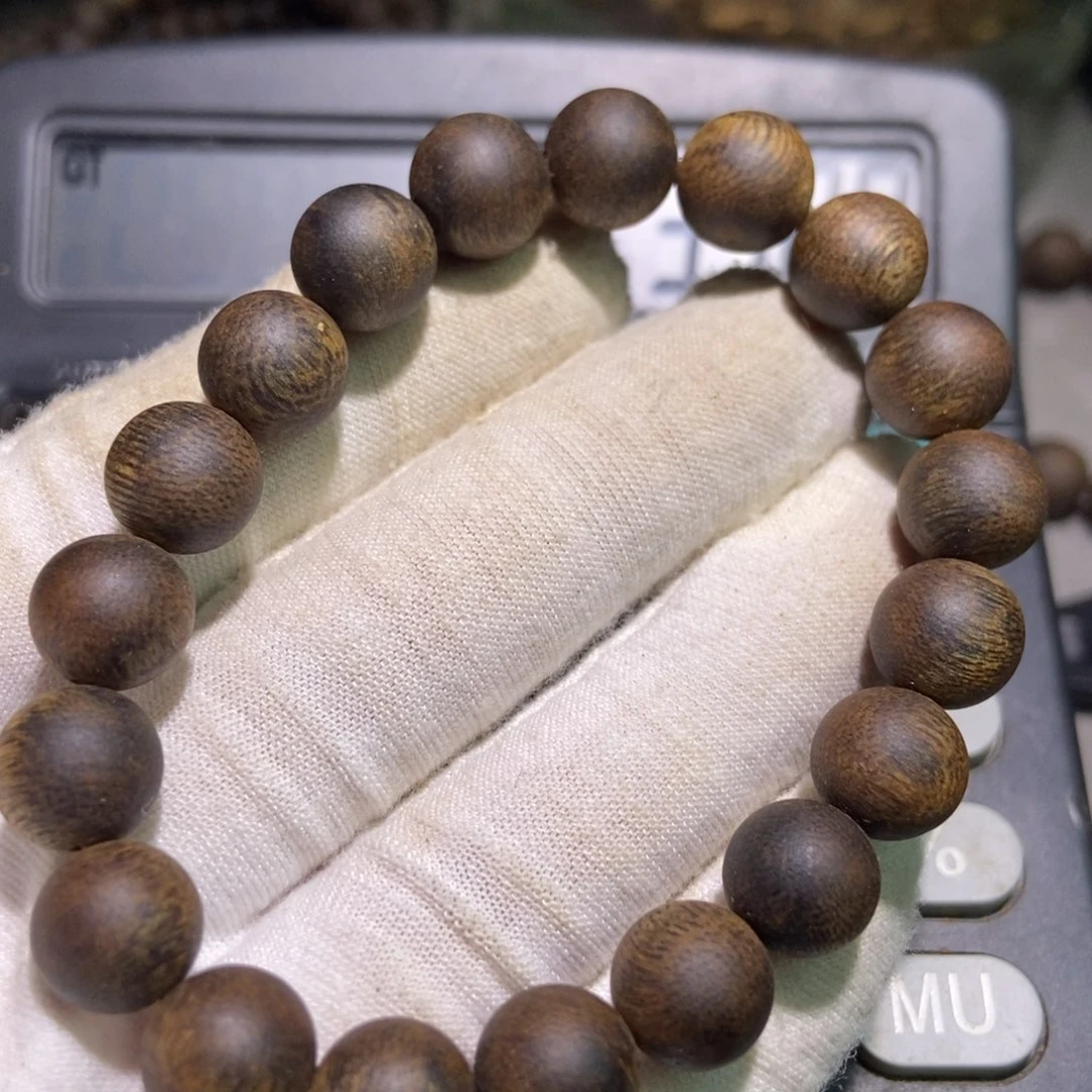 杜***强沉香沉香碎屑1.0单圈奇楠沉香