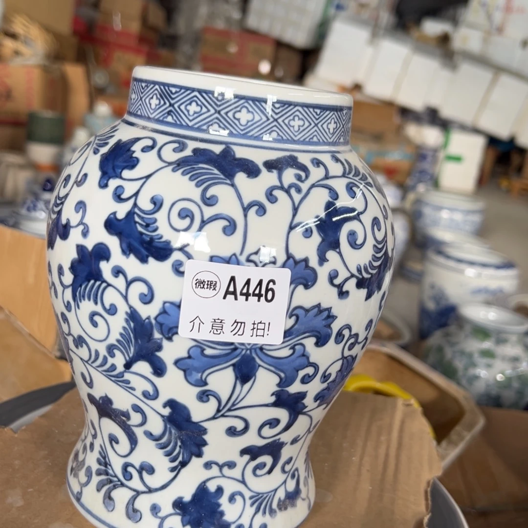 微瑕青花瓷器值得厚爱