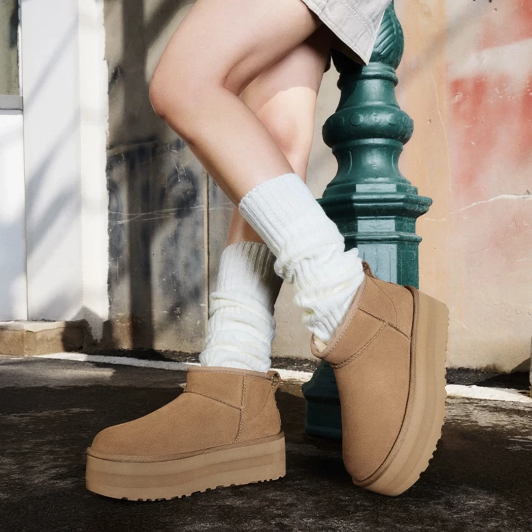 UOSU秋冬女士舒适时尚经典迷你纯色厚底保暖休闲短筒雪地靴