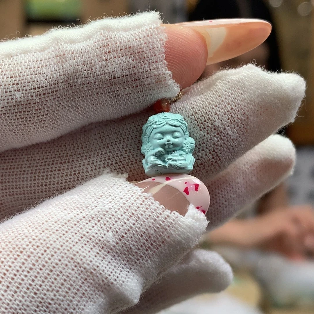 绿松石未镶嵌挂件