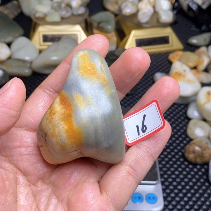 未镶嵌和田玉把件16