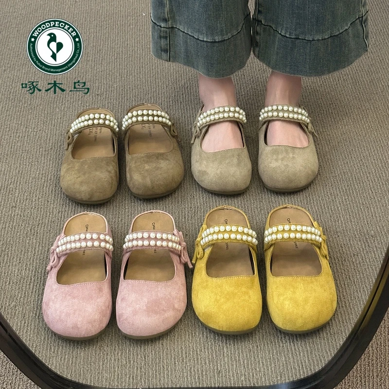 啄木鸟包头半拖鞋女外穿2025夏季新款珍珠一脚蹬平底凉拖懒人单鞋