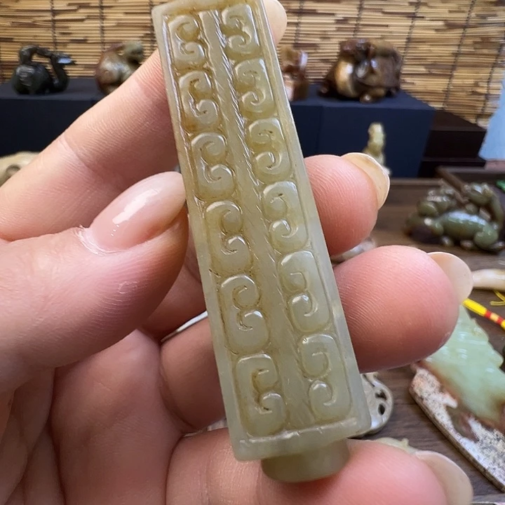 未镶嵌和田玉（糖玉）挂件