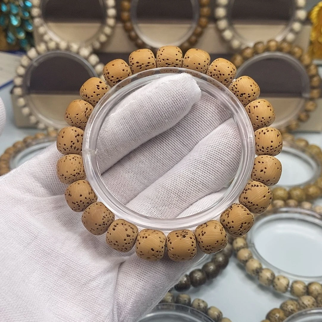 星月菩提把件一物一图原生态同枝挂车链接（勿拍）！