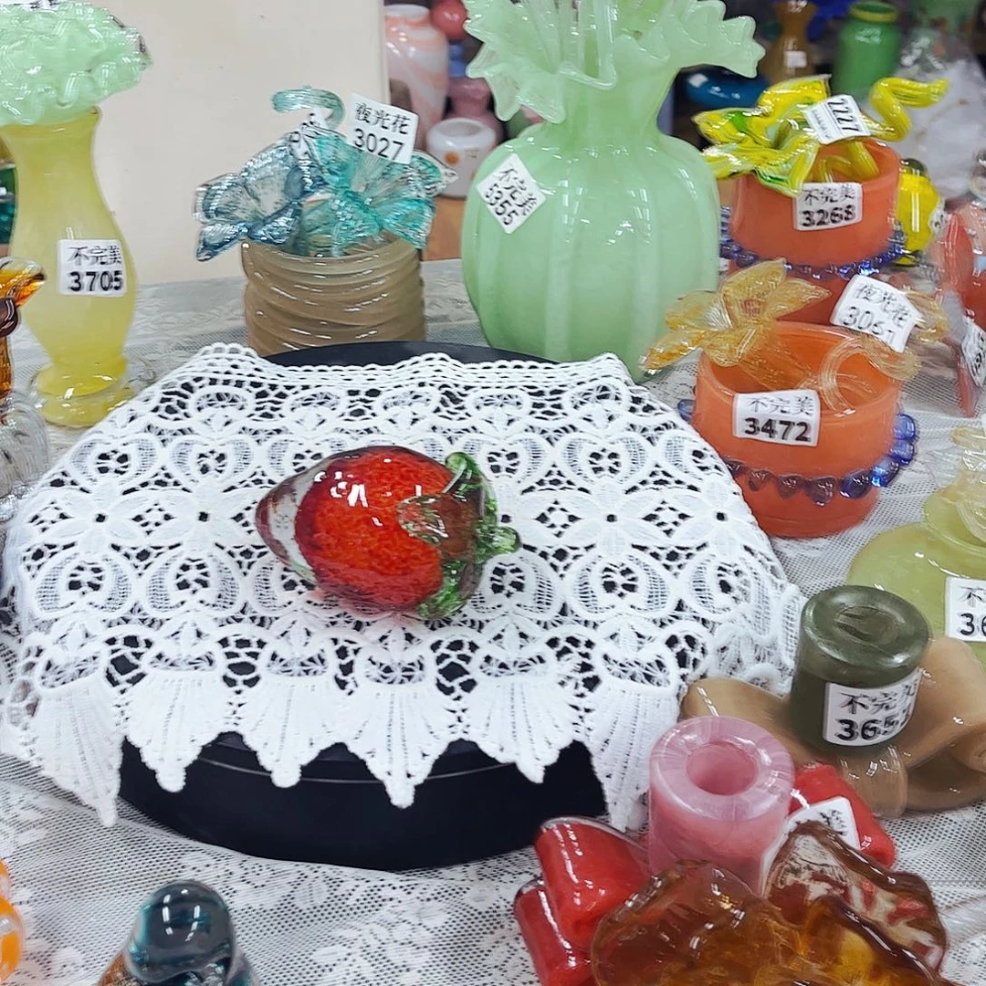 草莓 家悦琉璃工艺品