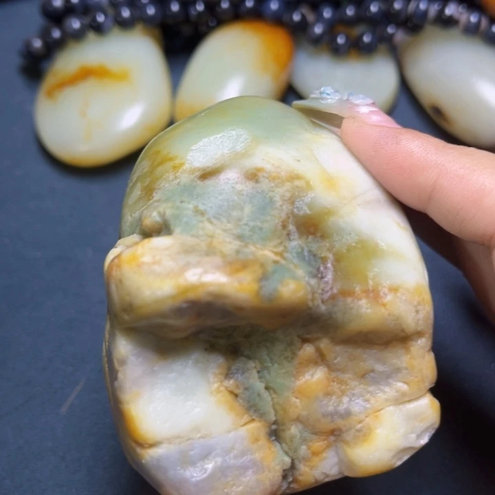 未镶嵌和田玉珠宝奇石