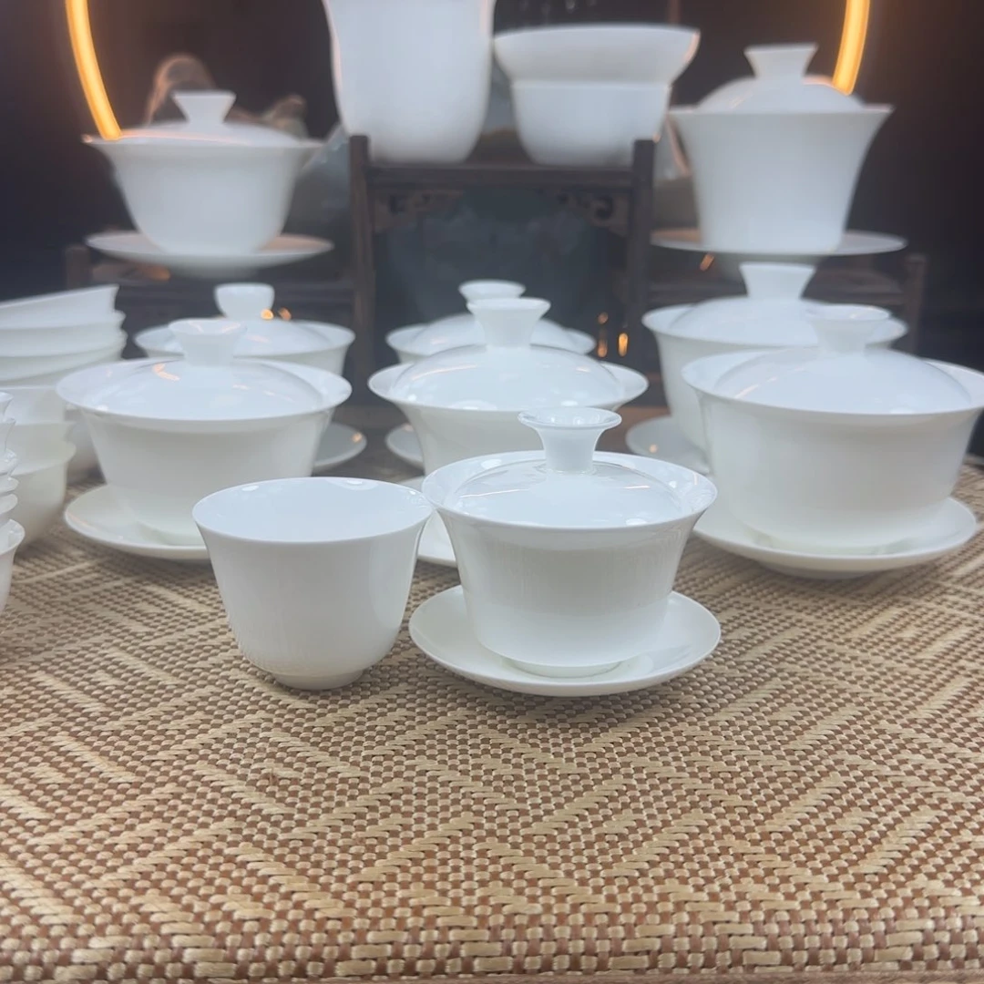 盖下60ml马蹄盖碗➕一个主人杯