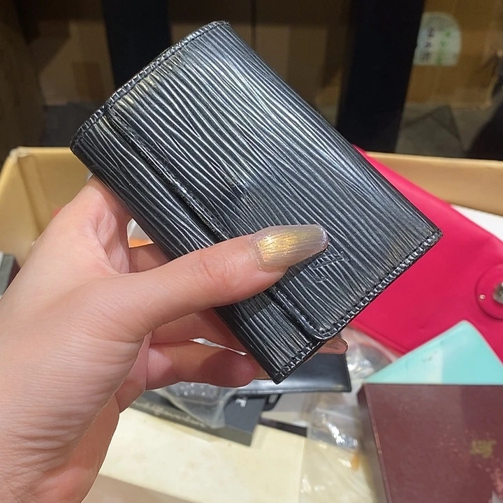 青***）中古香水沐浴露持久留香