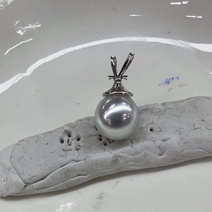 颈饰银S925镶嵌海水珍珠10-11mm