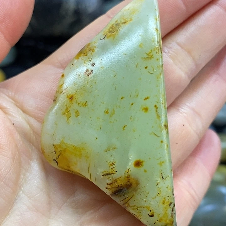 和田玉未镶嵌挂件