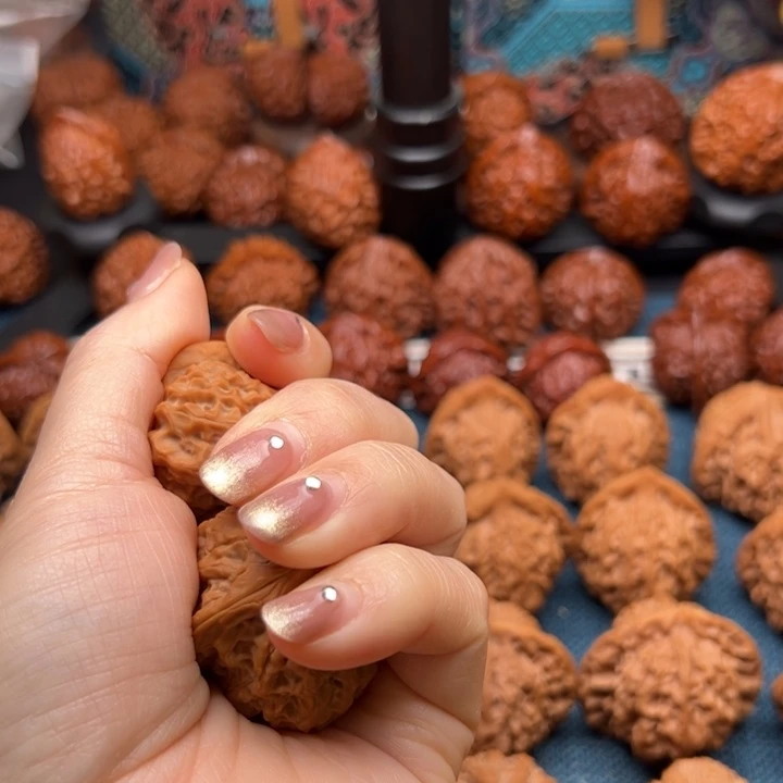 桃核吊坠太*哥哥哥哥哥哥