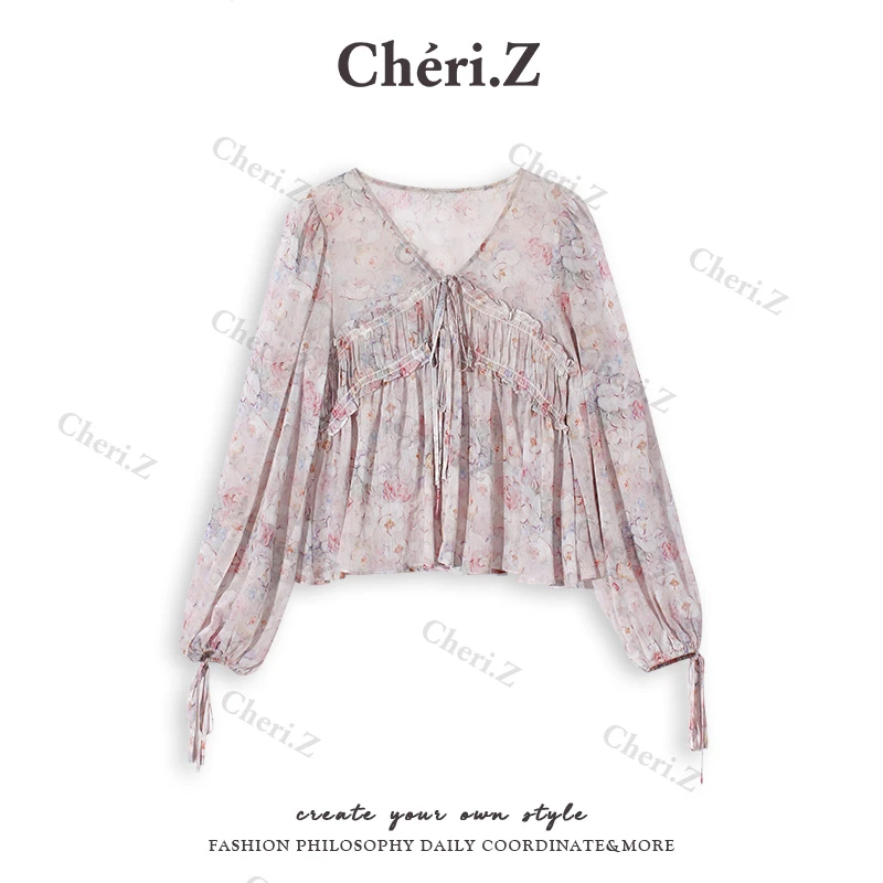 CHERI.Z打揽抽皱高*级花型灯笼袖甜美上衣D25B02101T