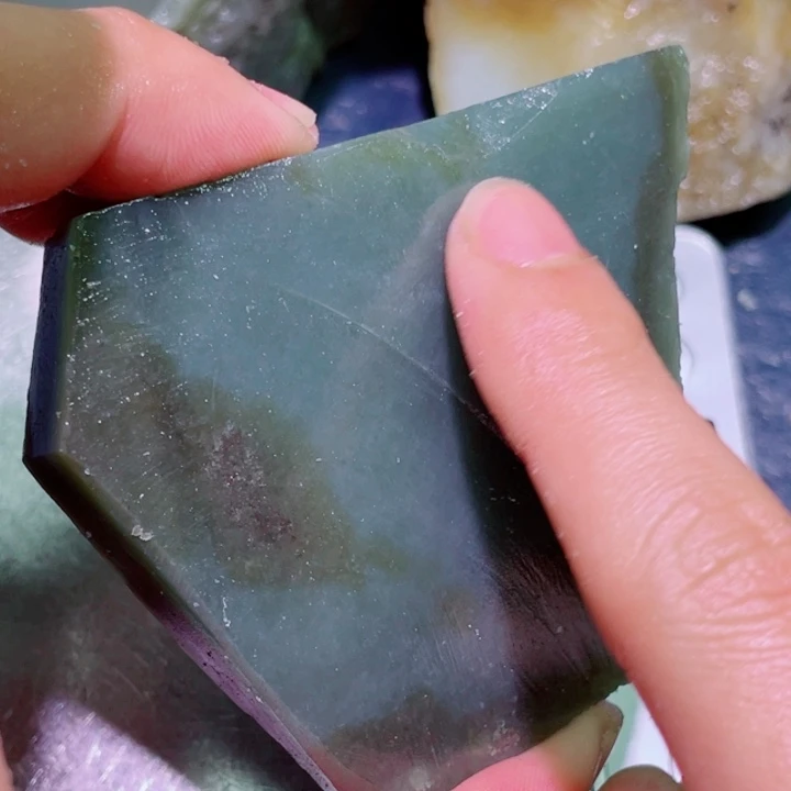 和田玉（糖玉）未镶嵌珠宝半成品