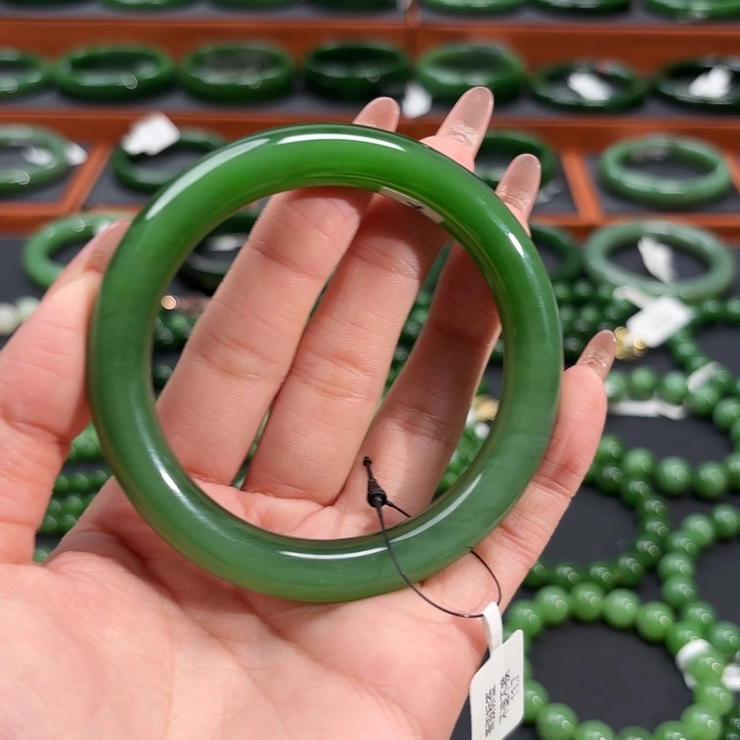 和田玉未镶嵌手镯59圈