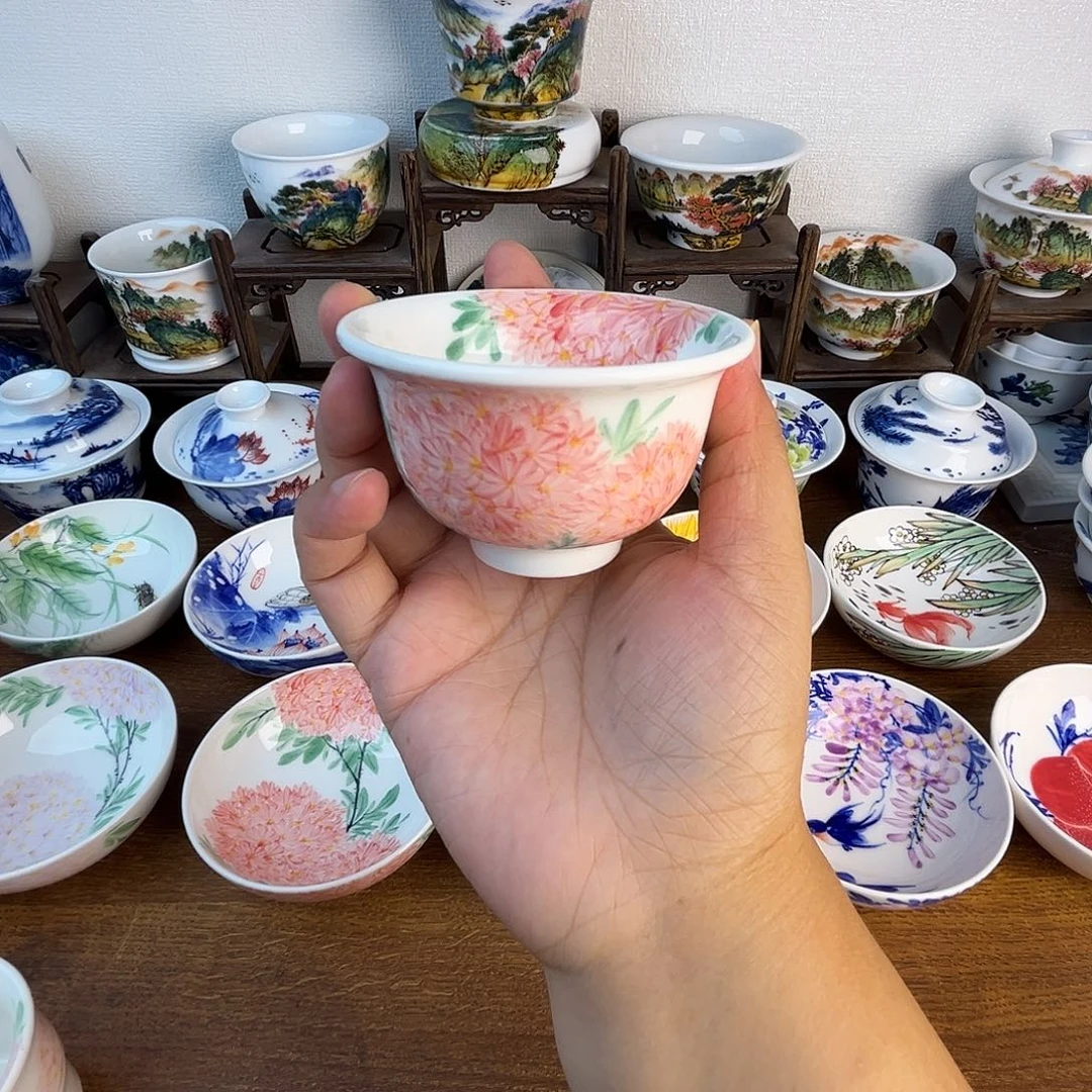 忠意堂釉下彩红绣球