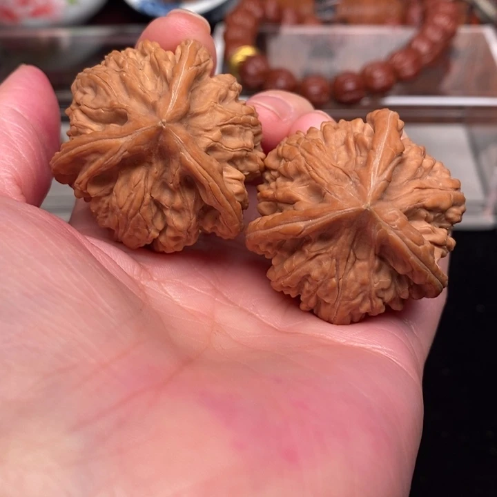 吊坠文玩核桃文山