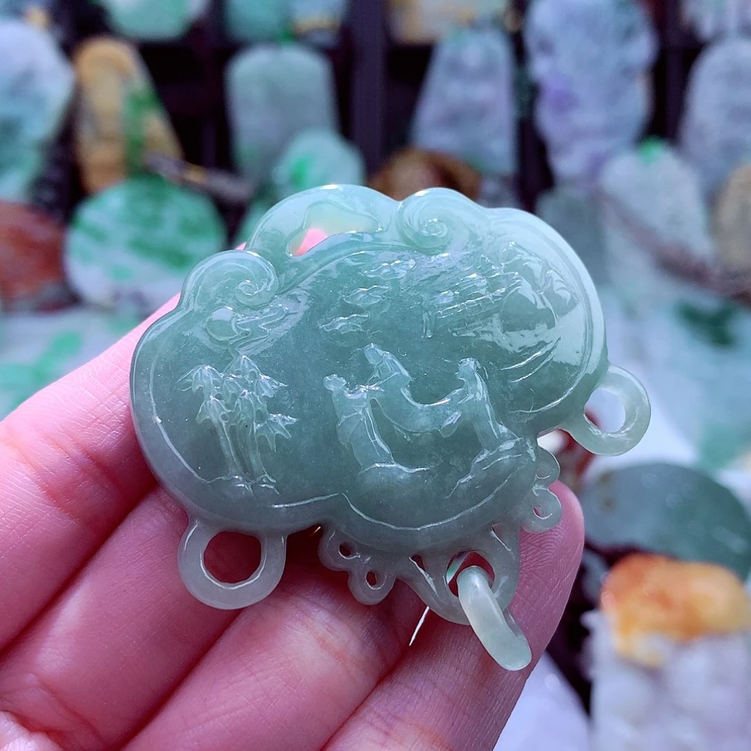 颈饰未镶嵌翡翠天然
