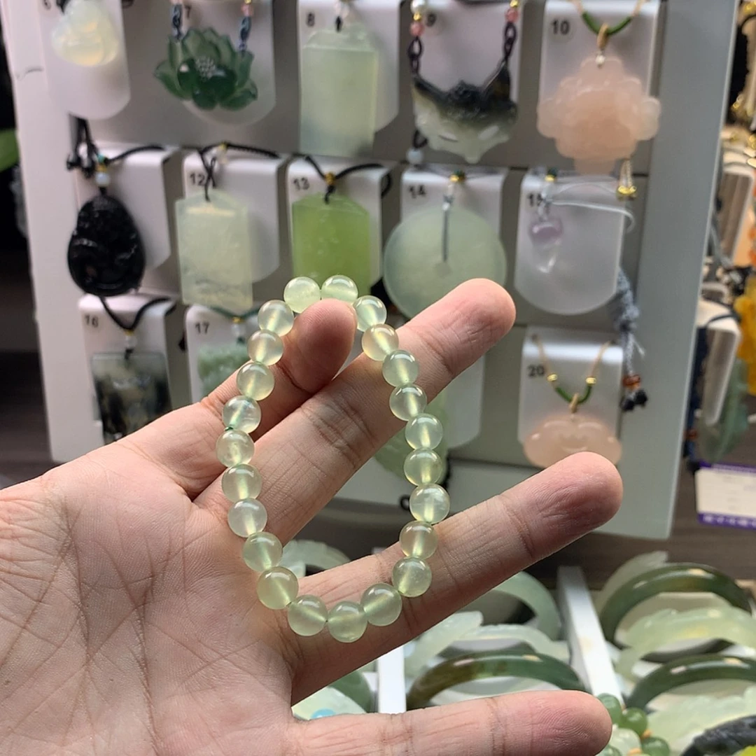 【闪购商品】蛇纹石玉颈饰未镶嵌