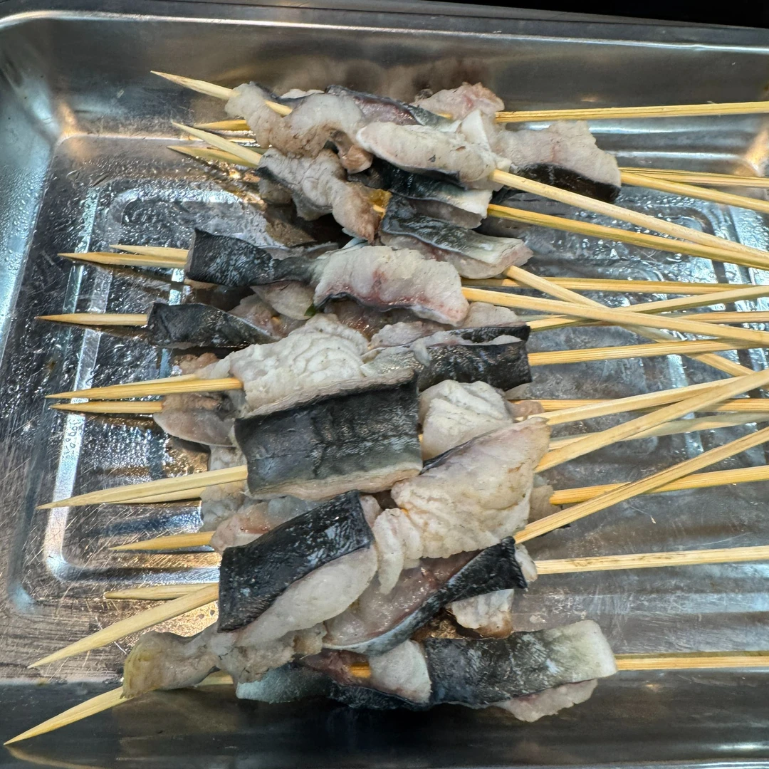新鲜鳗鱼串6元1串