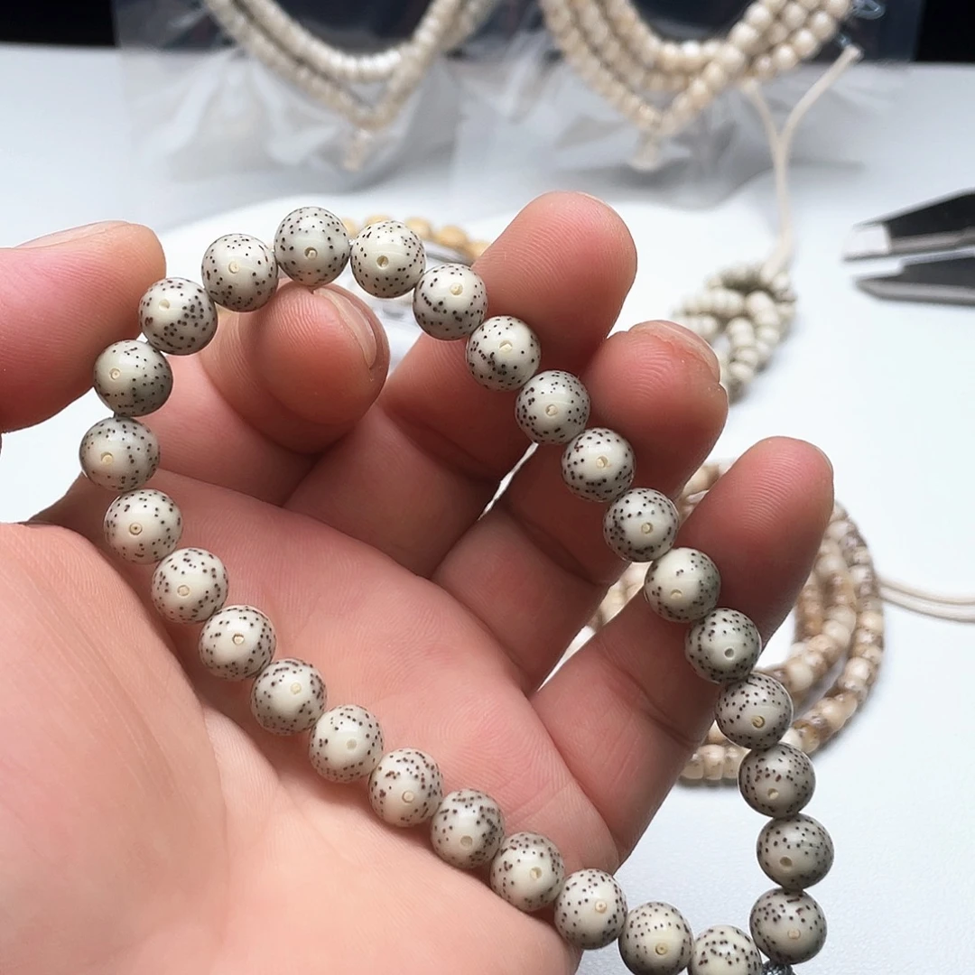 星月菩提手串同枝石玉料9x8手持