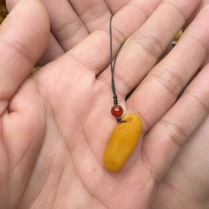 蜜蜡未镶嵌裸石天然蜜蜡天然孔手机吊坠