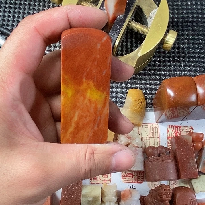 王****寿山石现场直播手工制作工艺