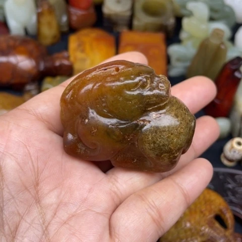 蛇纹石玉未镶嵌颈饰33