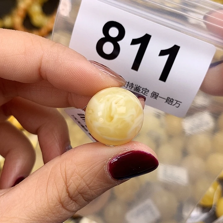 琥珀未镶嵌珠宝奇石18.3