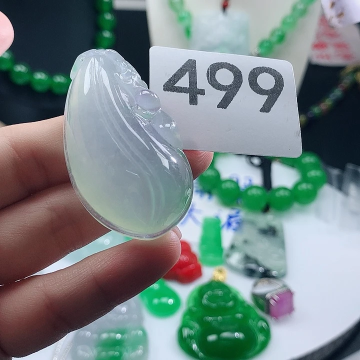 翡翠未镶嵌吊坠(赠链)