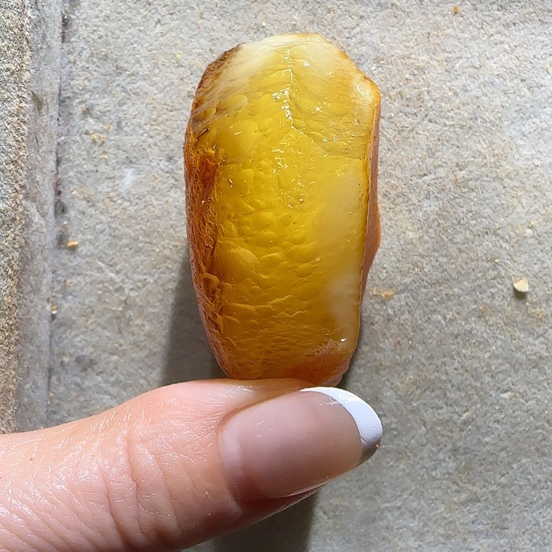 定制琥珀未镶嵌定制