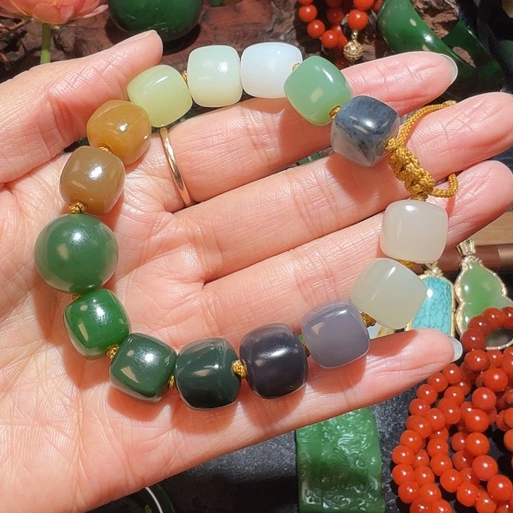 美***妈和田玉未镶嵌手链