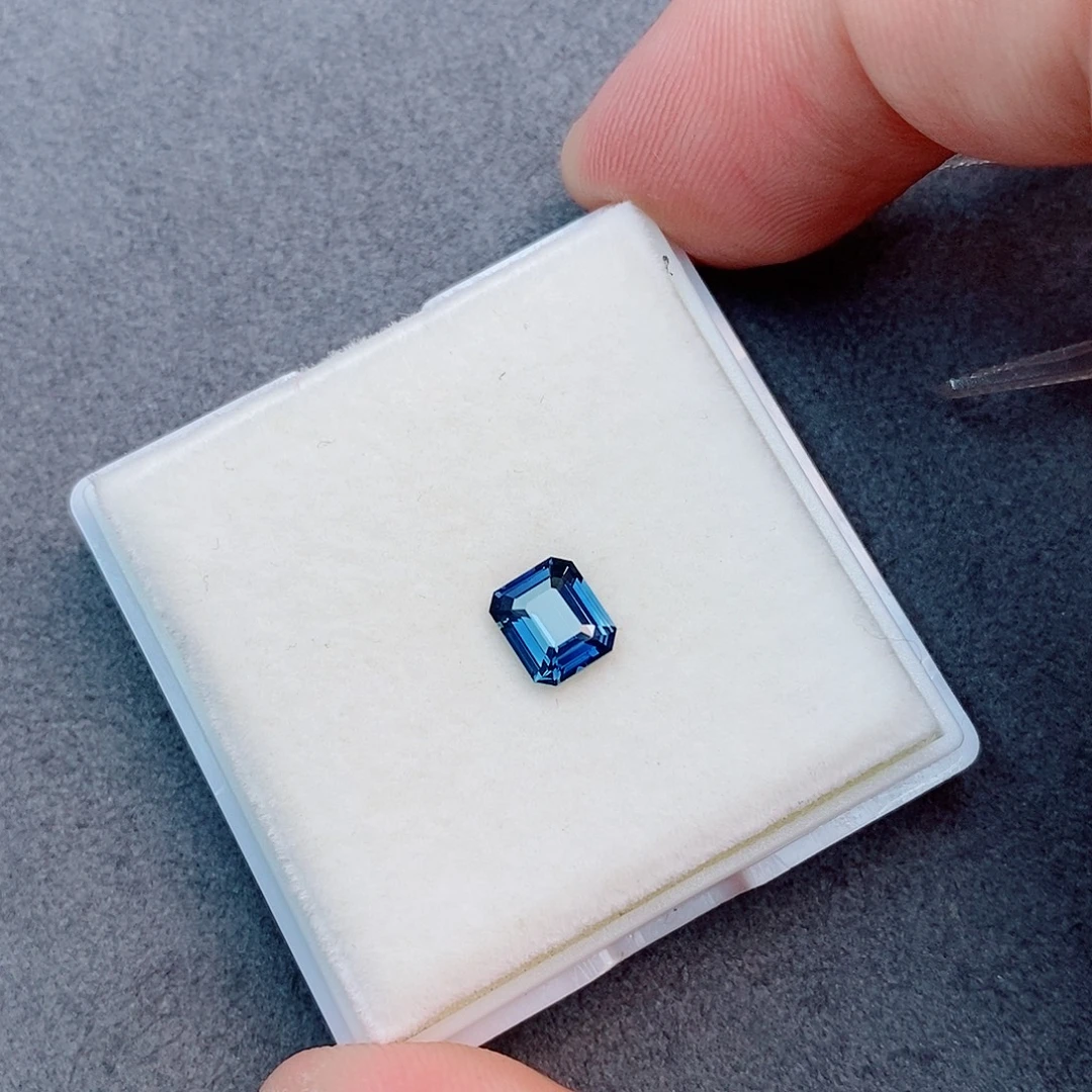 彩色蓝宝石裸石1.1ct 无烧 teal色