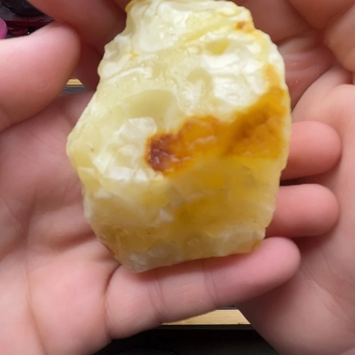 定制琥珀未镶嵌诺*纯天然蜜蜡吊坠